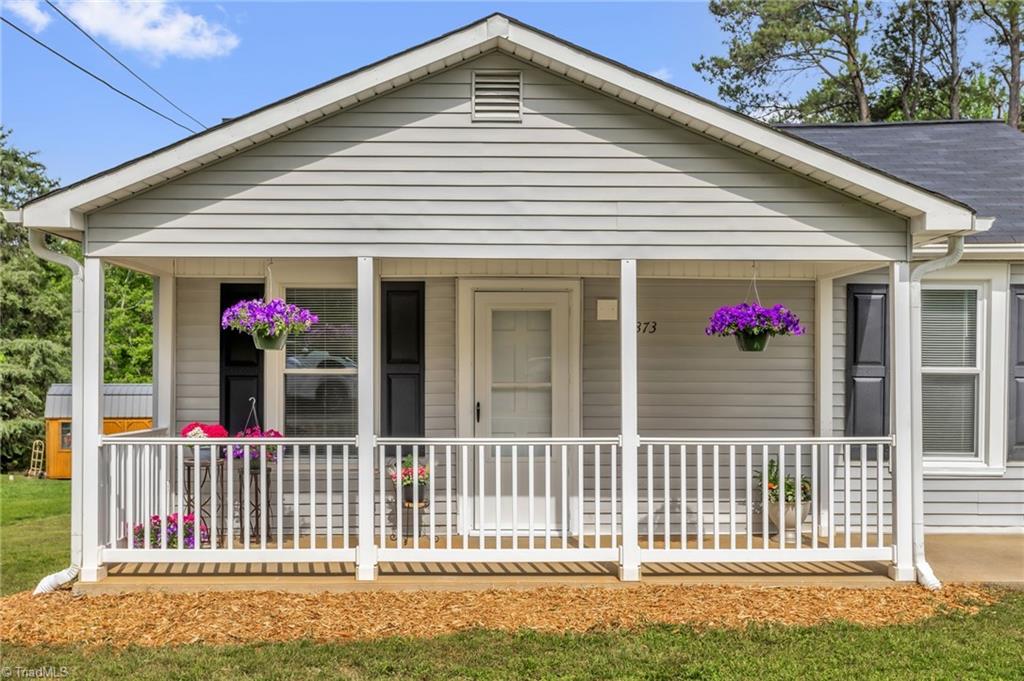 373 Boaze Road Lexington, NC 27295 - Photo 4 of 33 Gallery Image 4