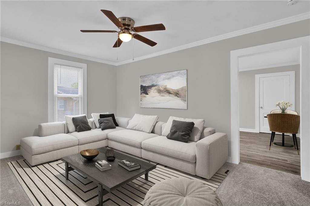 373 Boaze Road Lexington, NC 27295 - Photo 5 of 33 Virtually staged living room and kitchen