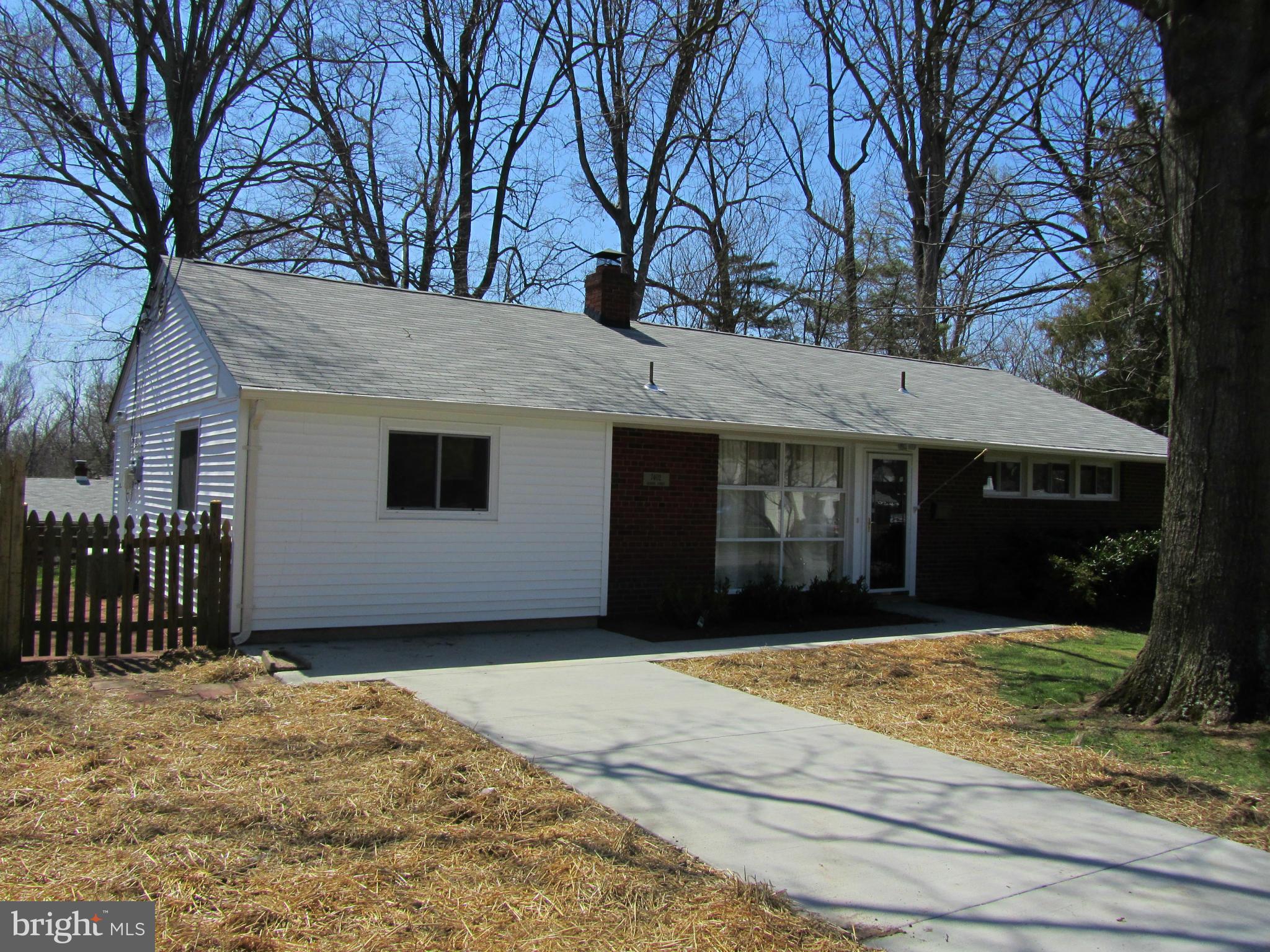 7402 Exmore Street Springfield, VA 22150 - Photo 2 of 29 Exterior (Front)