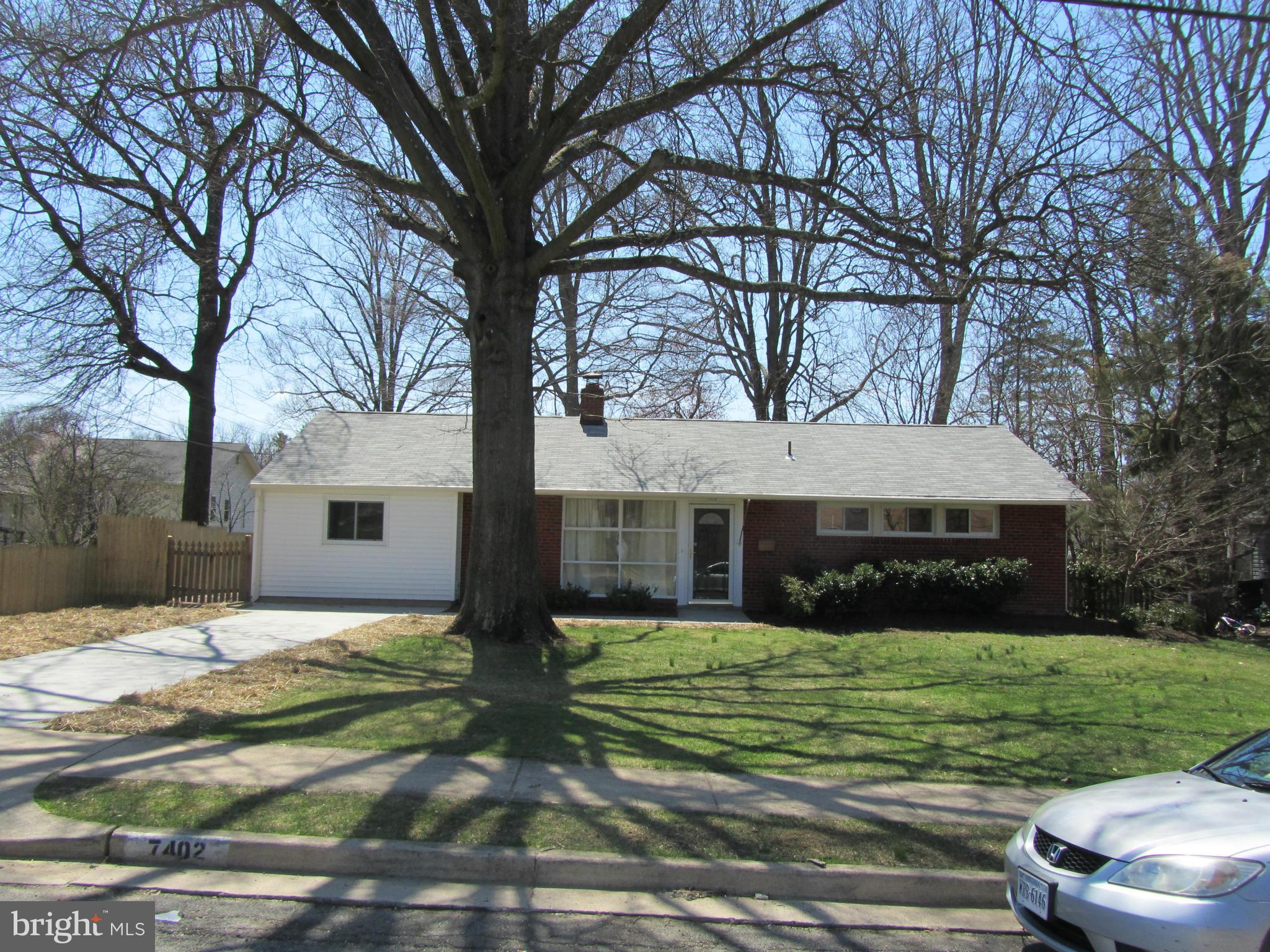 7402 Exmore Street Springfield, VA 22150 - Photo 4 of 29 Exterior (Front)