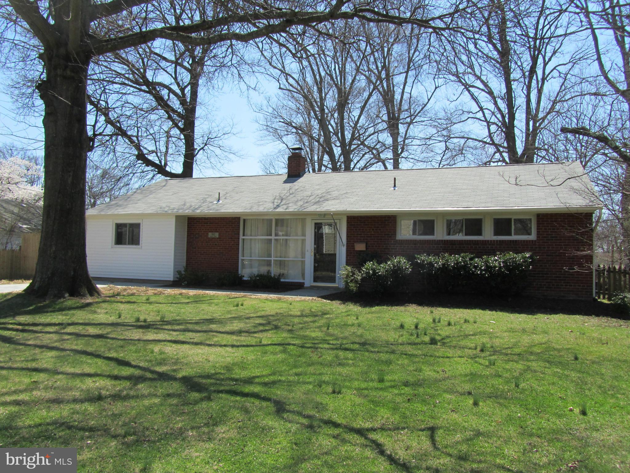 7402 Exmore Street Springfield, VA 22150 - Photo 5 of 29 Exterior (General)