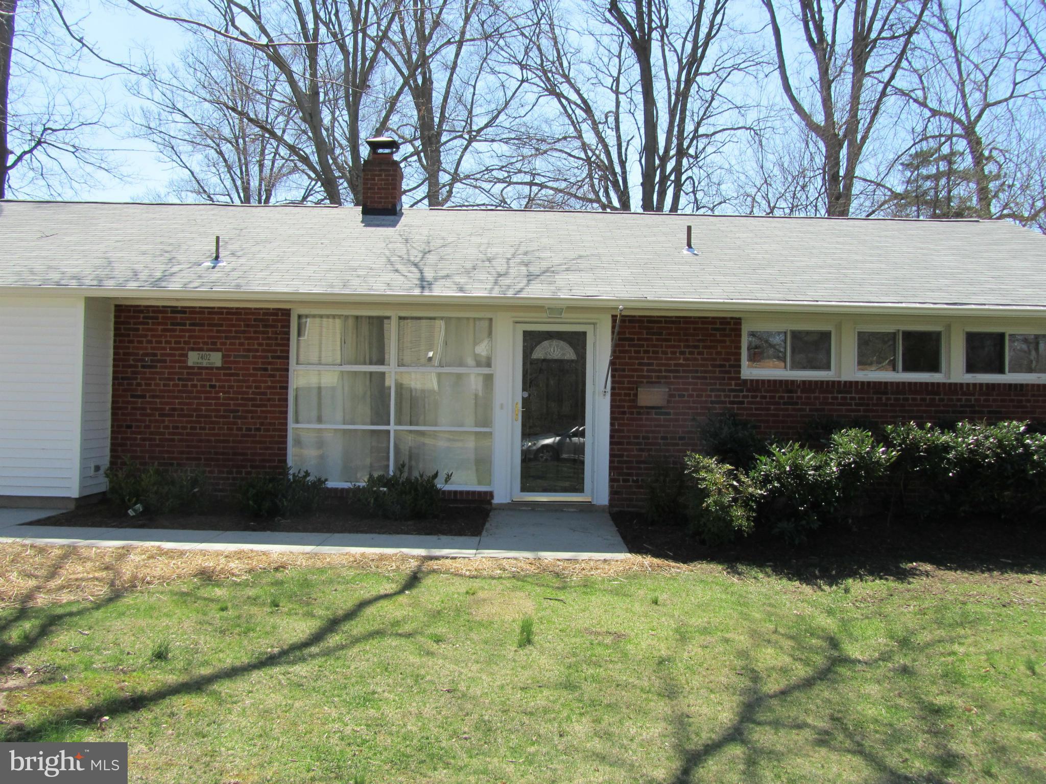 7402 Exmore Street Springfield, VA 22150 - Photo 6 of 29 Exterior (Front)