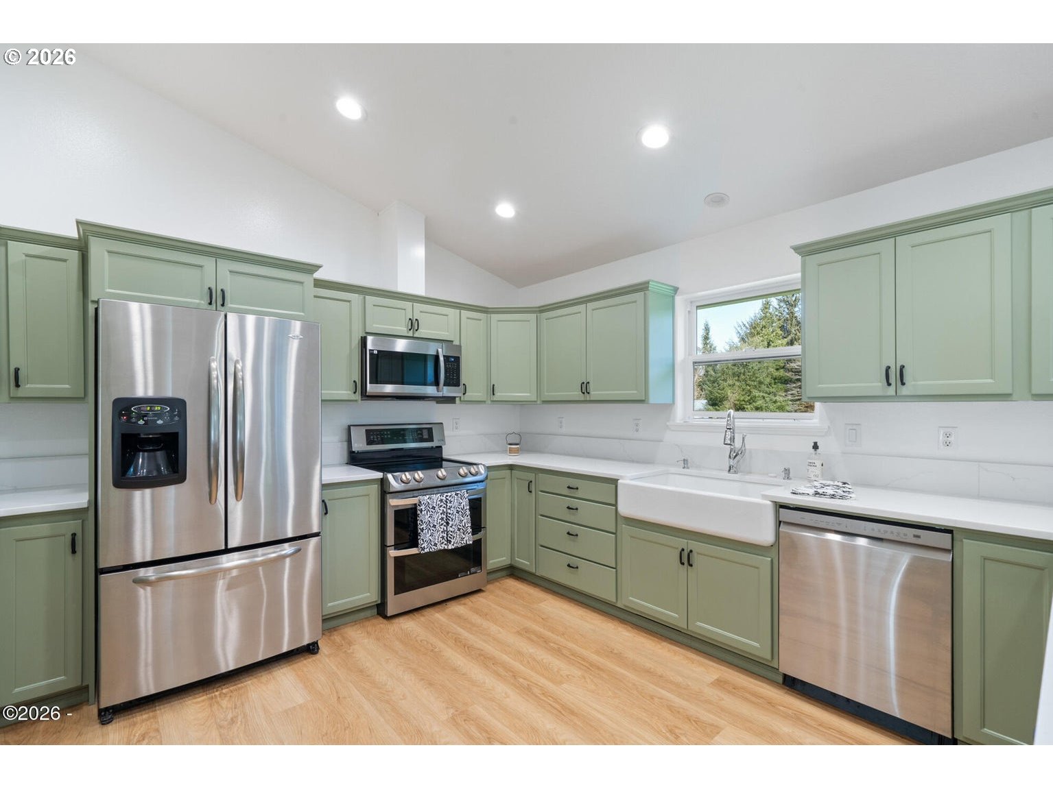 6430 Munson Creek Road Tillamook, OR 97141 - Photo 14 of 48