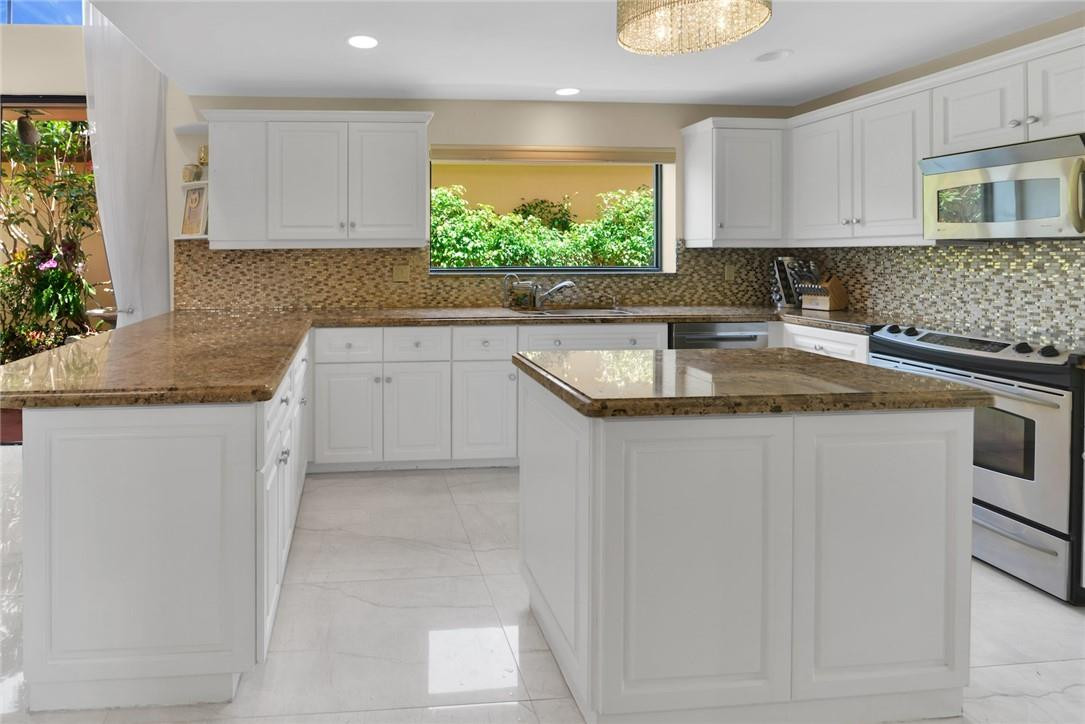 6400 Via Rosa Boca Raton, FL 33433 - Photo 5 of 53 Photo 5