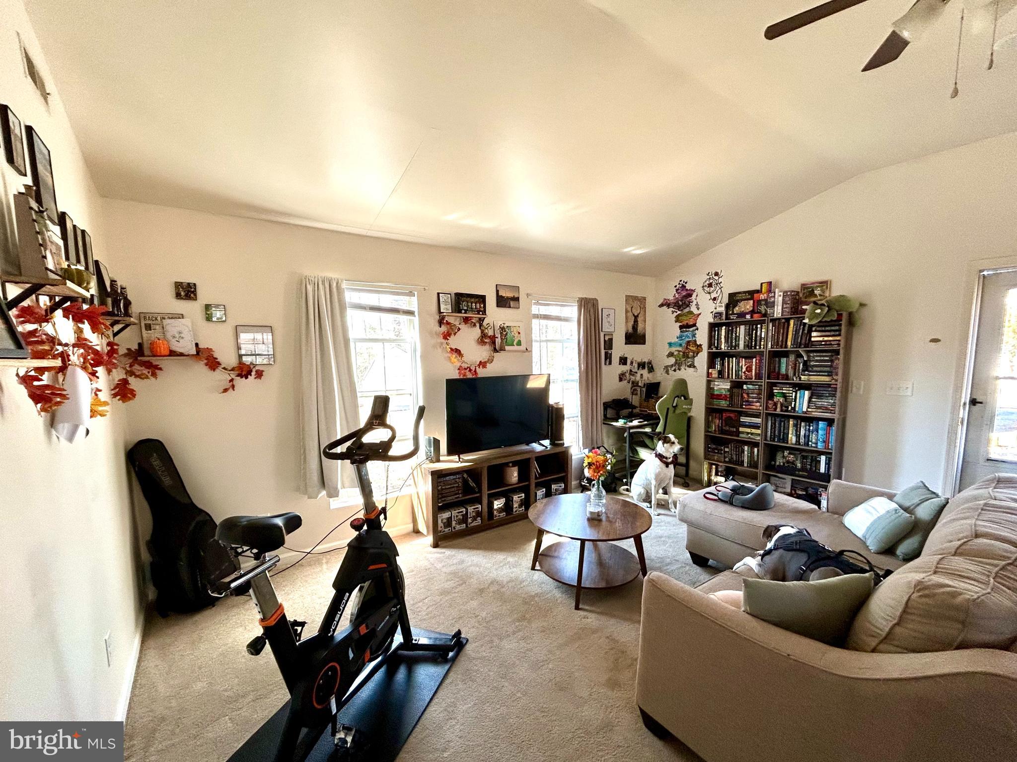 208 Telegraph Road Stafford, VA 22554 - Photo 2 of 10