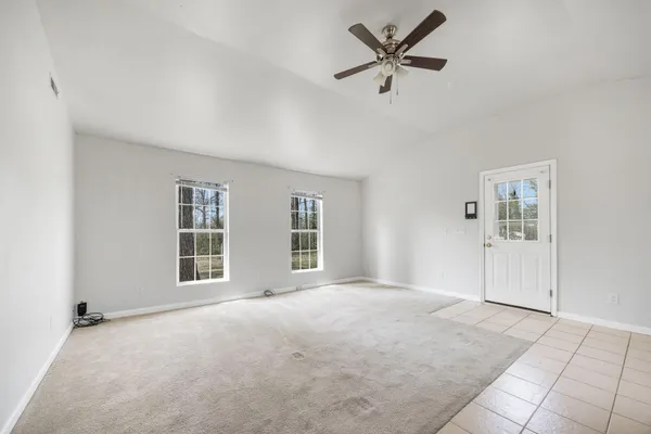 $1,650 | 208 Telegraph Road, Stafford, VA 22554