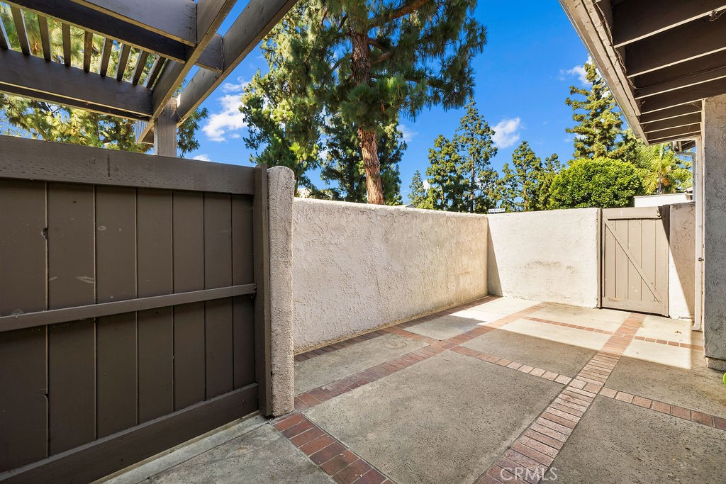 409 North Vía Roma Anaheim, CA 92806 - Photo 32 of 40