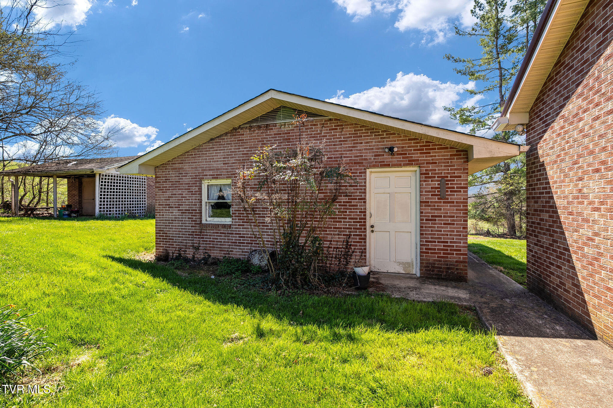 431 Bowmantown Road Telford, TN 37690 - Photo 12 of 54 DSC08814