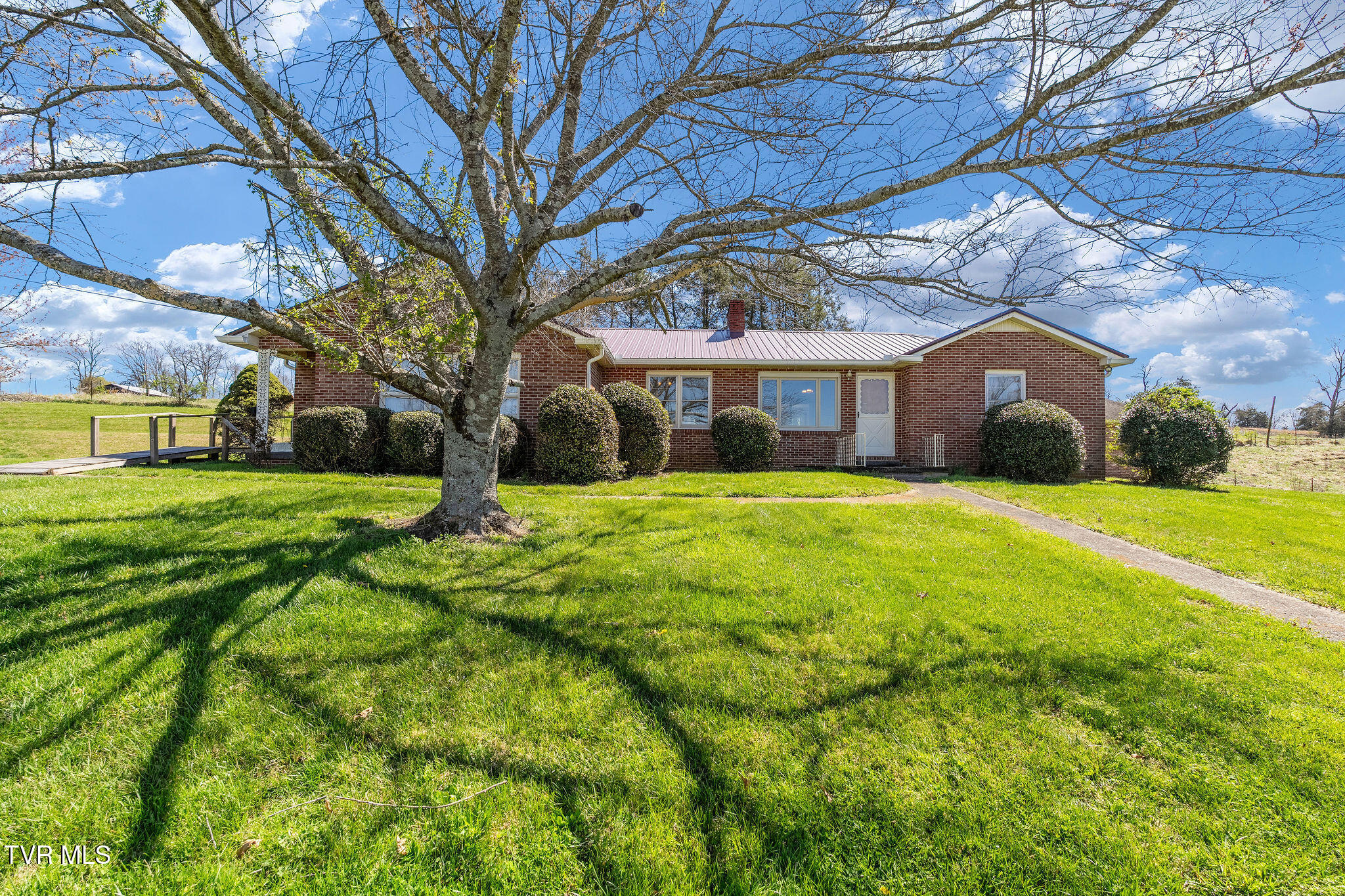 431 Bowmantown Road Telford, TN 37690 - Photo 2 of 54 DSC08769