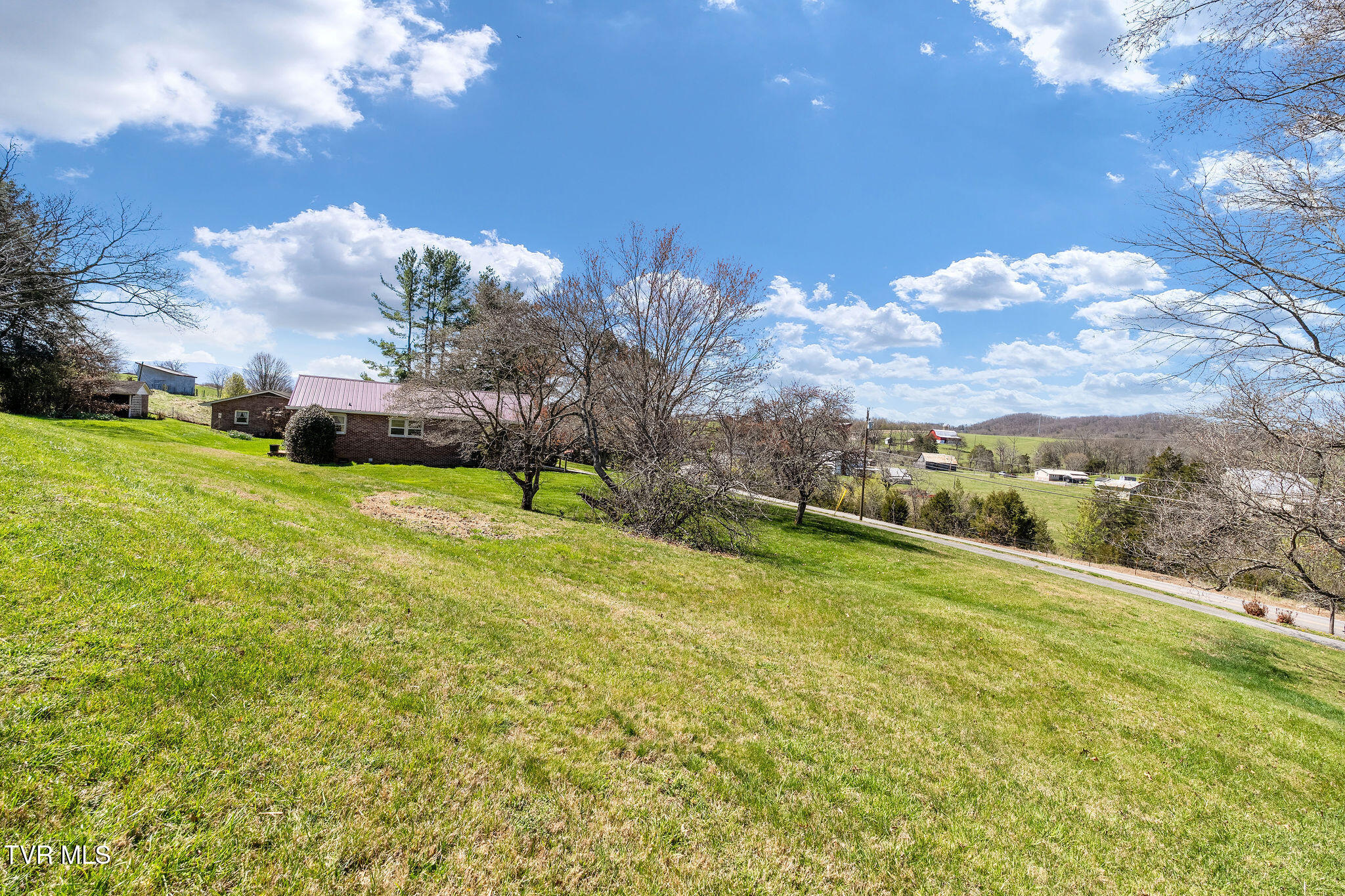 431 Bowmantown Road Telford, TN 37690 - Photo 6 of 54 DSC08787