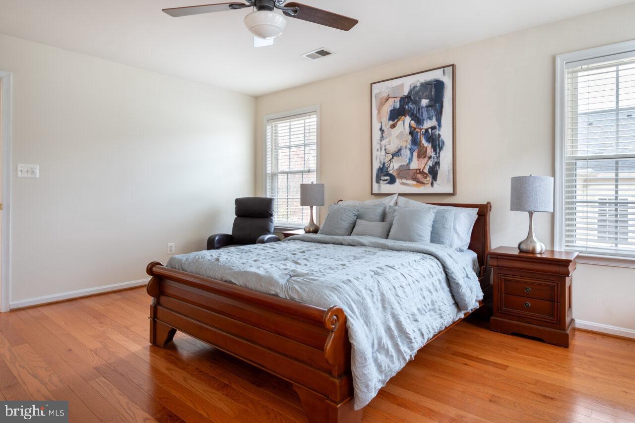 47799 Scotsborough Square Sterling, VA 20165 - Photo 27 of 53 a bedroom with bed and a window