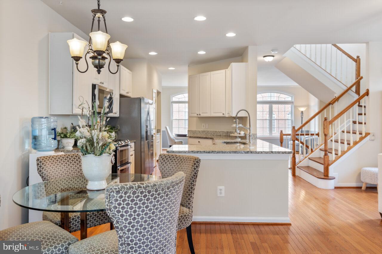 47799 Scotsborough Square Sterling, VA 20165 - Photo 6 of 53