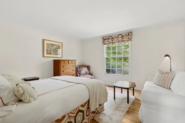 $42,000 | 77 Heady Creek Lane, Southampton, NY 11968