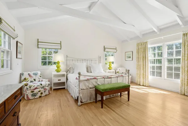 $42,000 | 77 Heady Creek Lane, Southampton, NY 11968