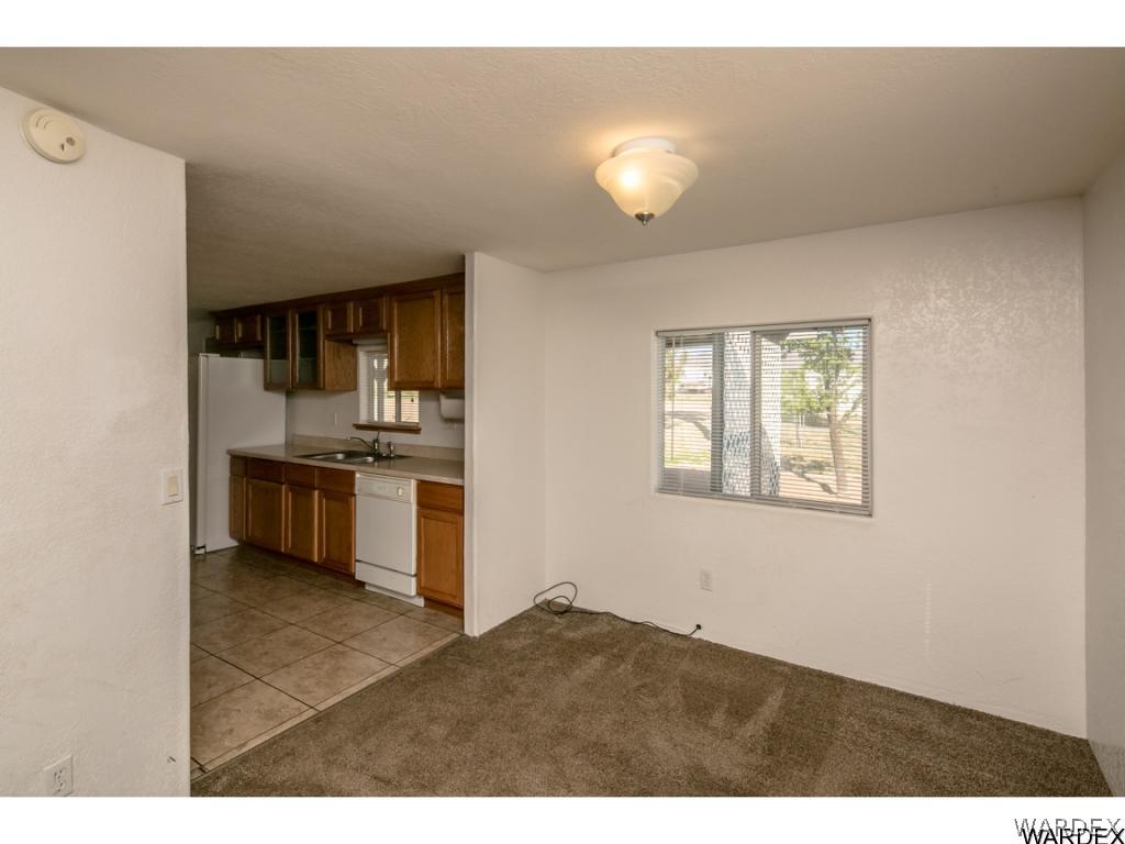 3584 Magma Road Golden Valley, AZ 86413 - Photo 4 of 27