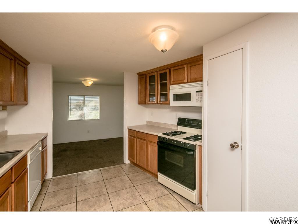 3584 Magma Road Golden Valley, AZ 86413 - Photo 5 of 27