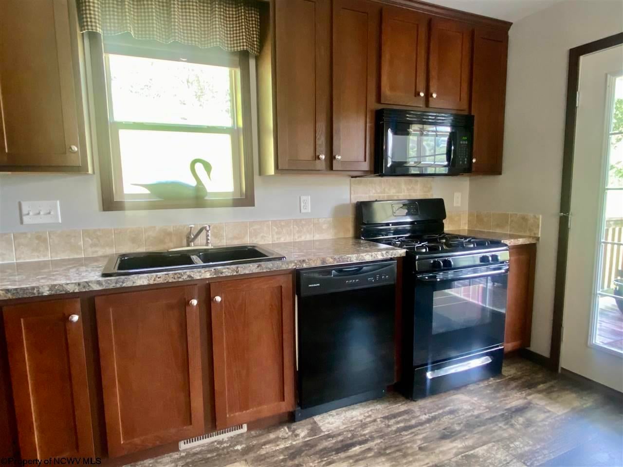 1374 Simpson Run Road Weston, WV 26452 - Photo 12 of 29 Gallery Image 12