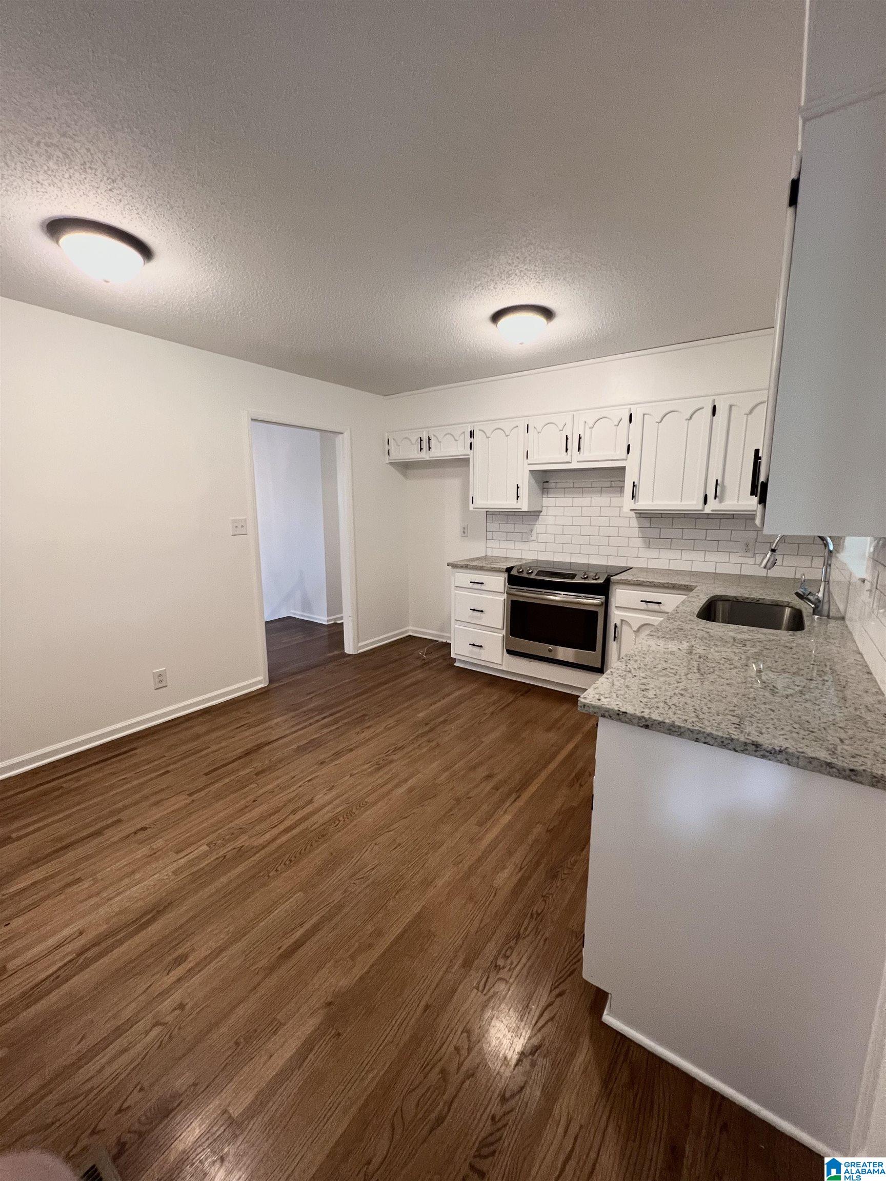 551 14th Street Southwest Alabaster, AL 35007 - Photo 8 of 30