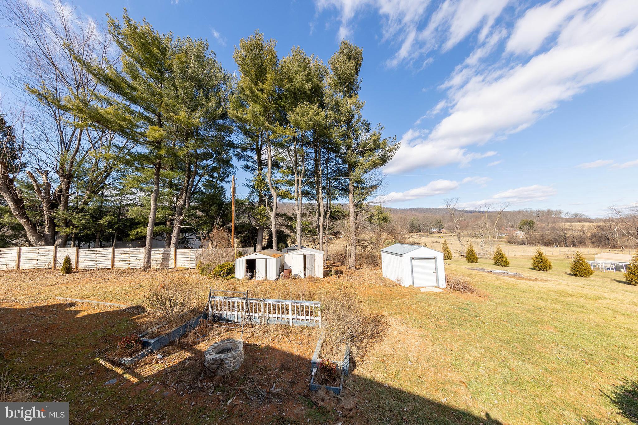 384 Perry Road Winchester, VA 22602 - Photo 8 of 57