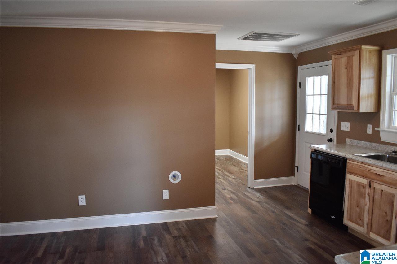 660 Guinns Cove Road Hayden, AL 35079 - Photo 7 of 18