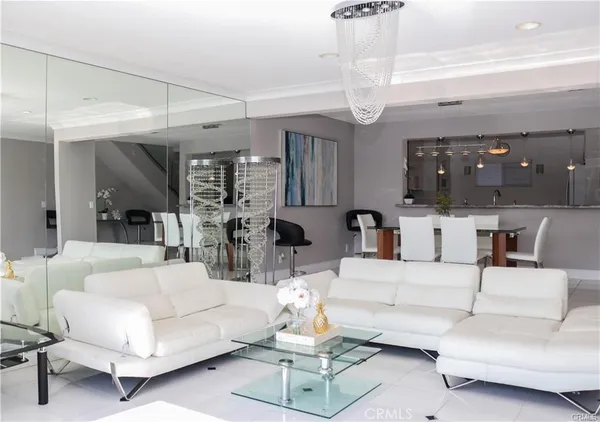 $6,000 | 3726 Montego Drive, Huntington Beach, CA 92649