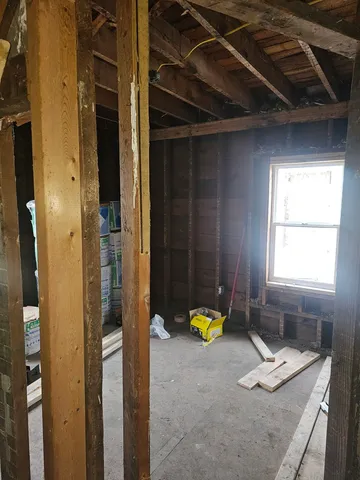 $24,900 | 402 6th Avenue, Rock Falls, IL 61071