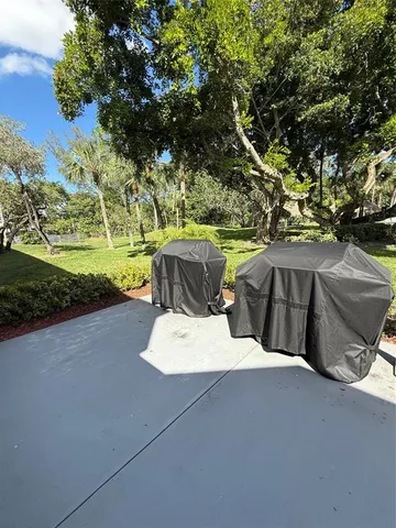 $98,500 | 3180 Holiday Springs Boulevard, Unit 211, Pompano Beach, FL 33063