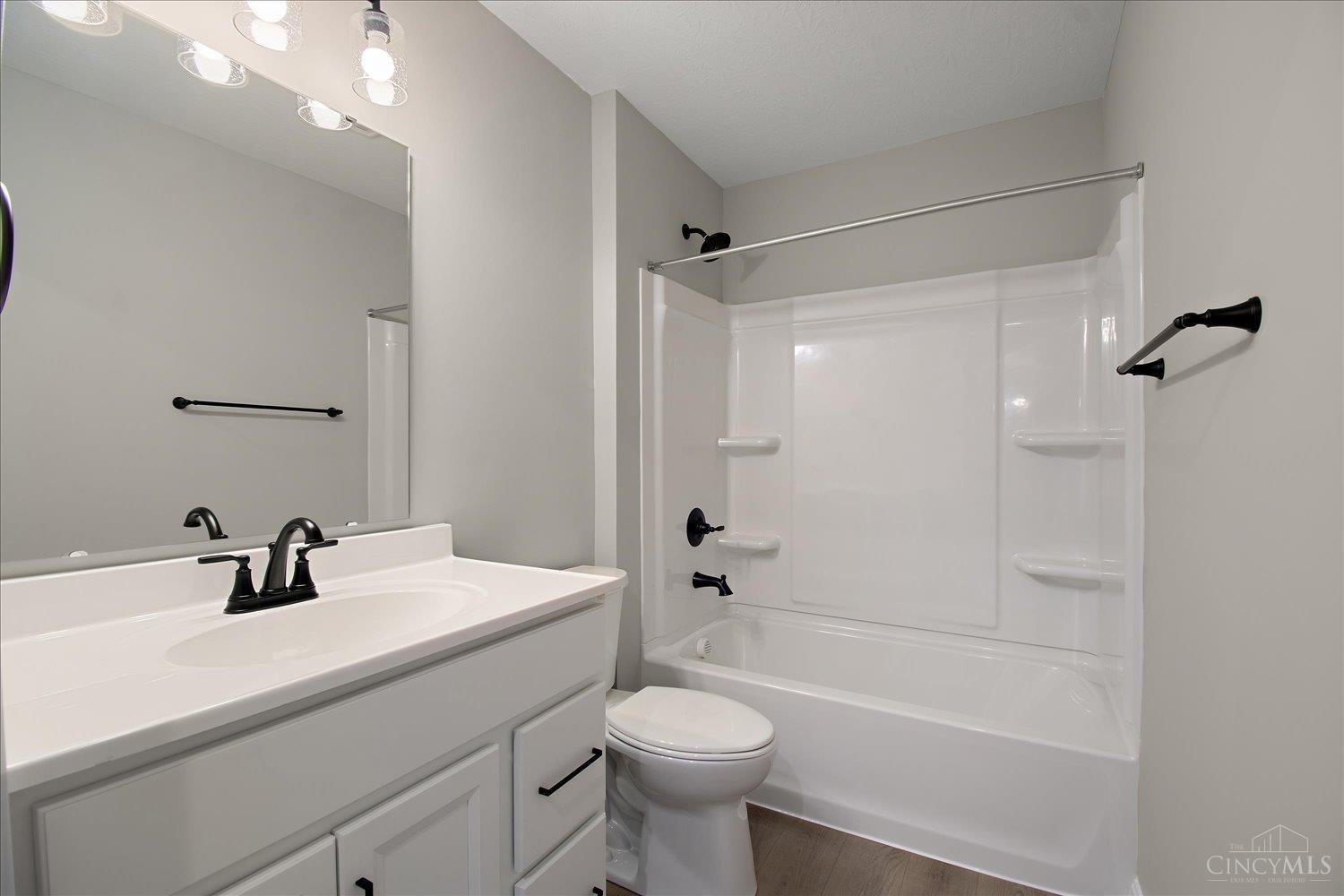 537 Tradition Ridge, Unit 81202 Cincinnati, OH 45245 - Photo 19 of 34