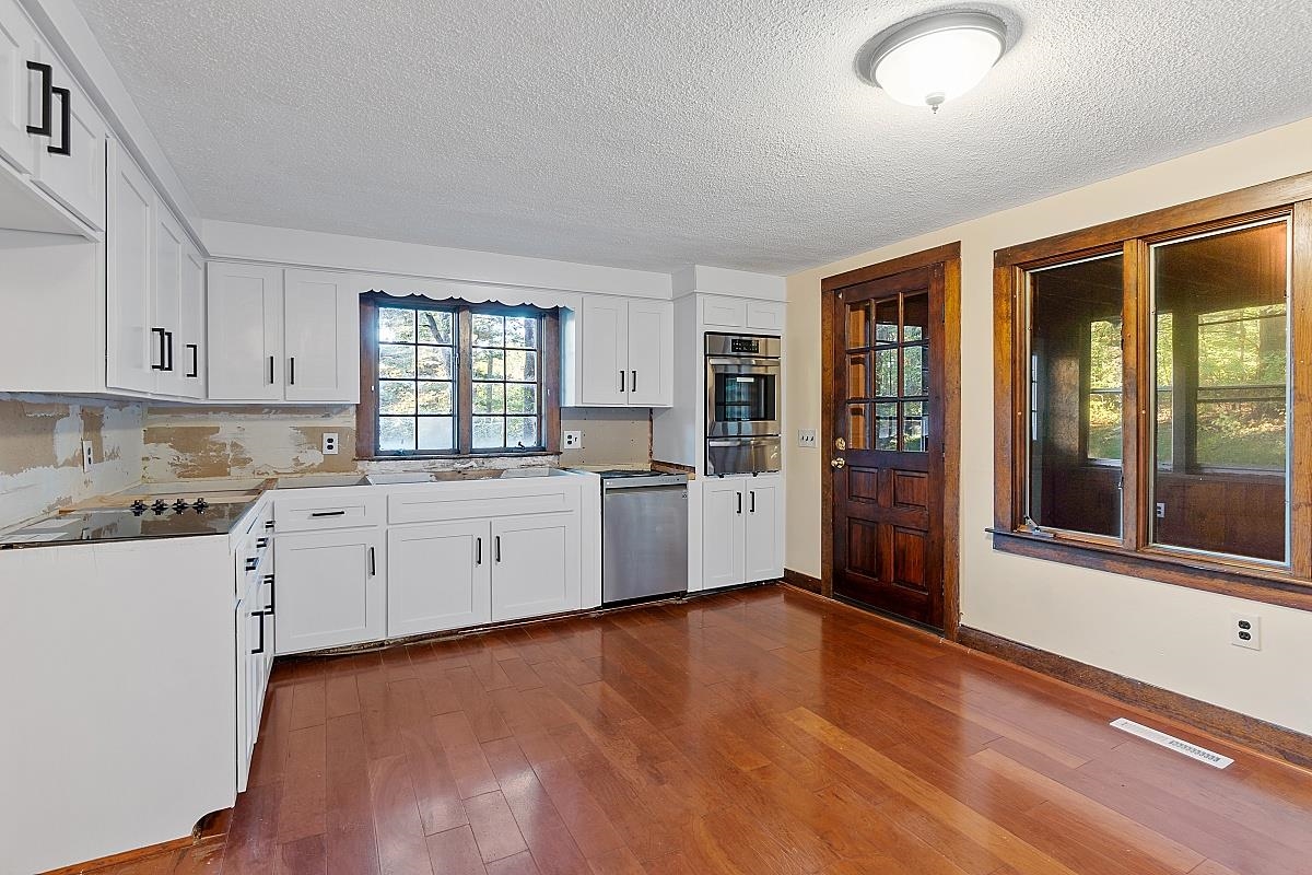 346 Main Dunstable Road Nashua, NH 03062 - Photo 11 of 40