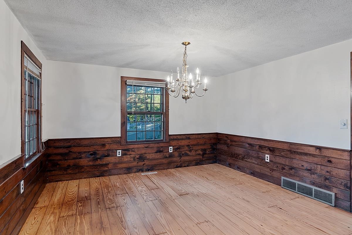 346 Main Dunstable Road Nashua, NH 03062 - Photo 7 of 40