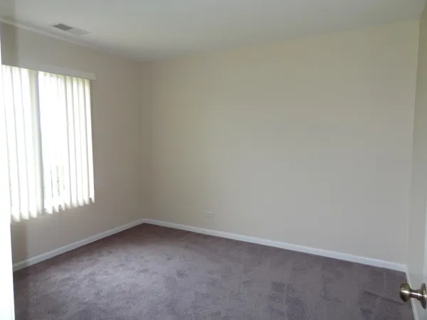 $2,099 | 2154 Cypress Court, Unit 2154, Montgomery, IL 60538