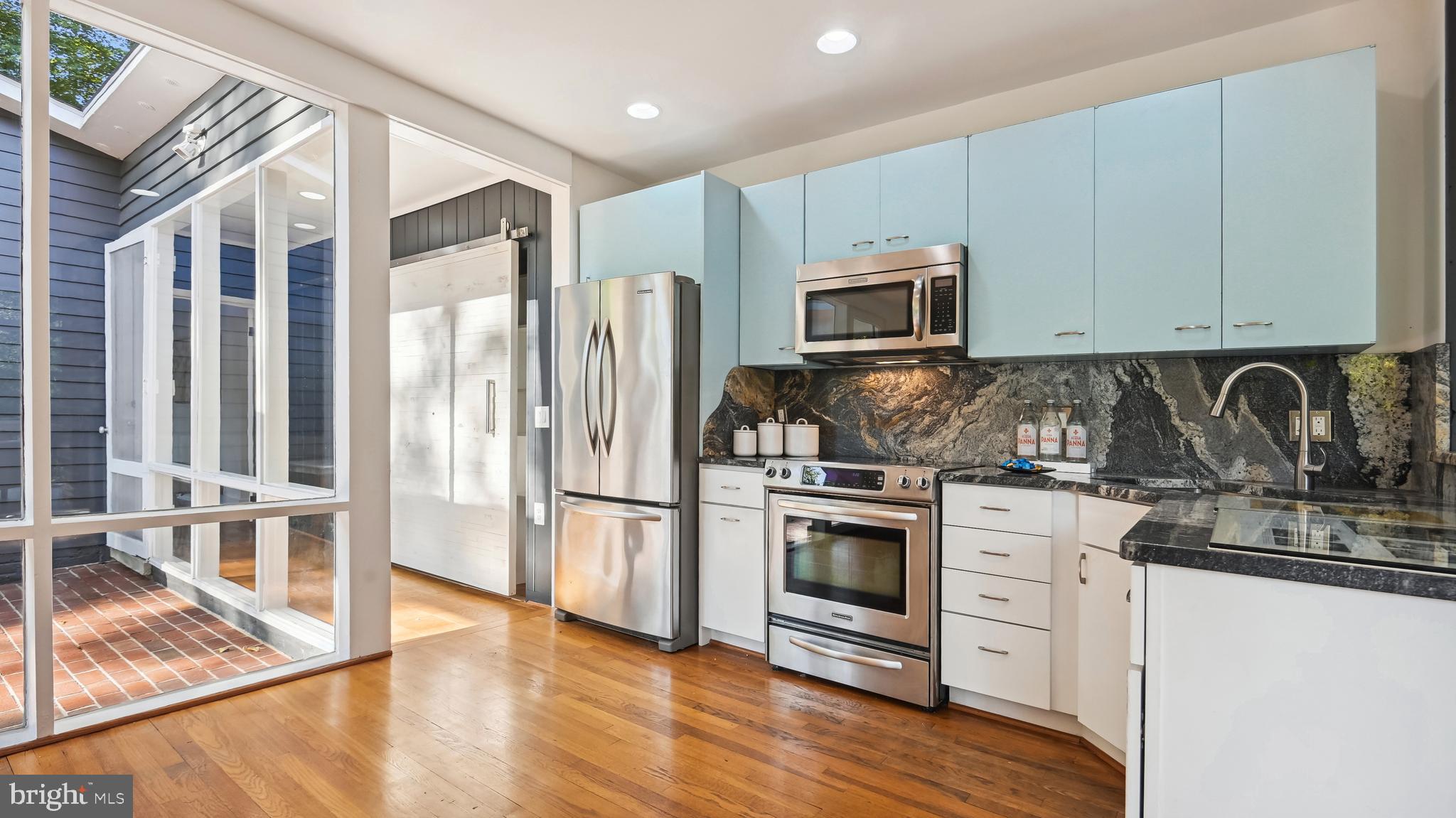 7302 Rippon Road Alexandria, VA 22307 - Photo 22 of 45
