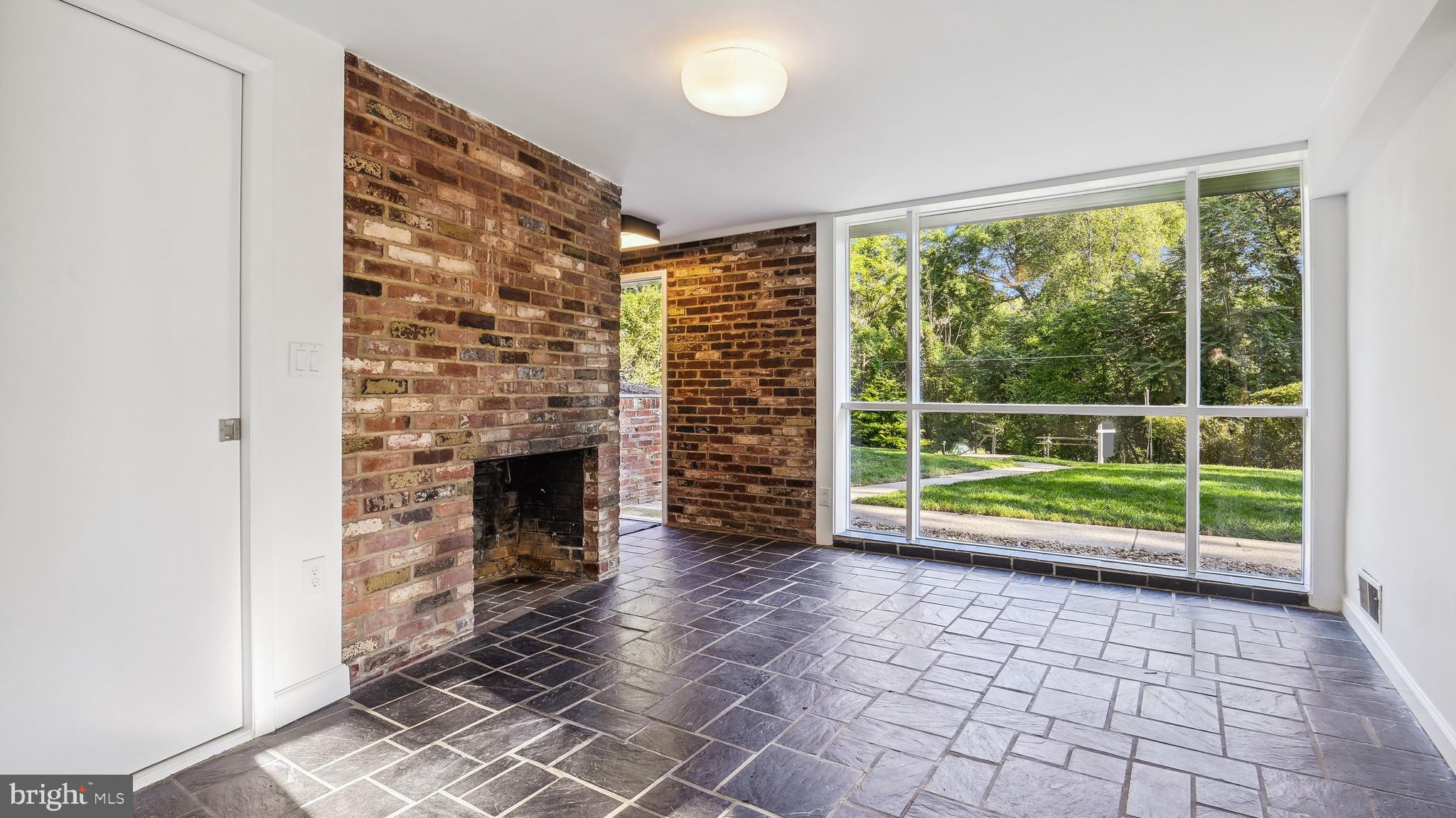 7302 Rippon Road Alexandria, VA 22307 - Photo 32 of 45
