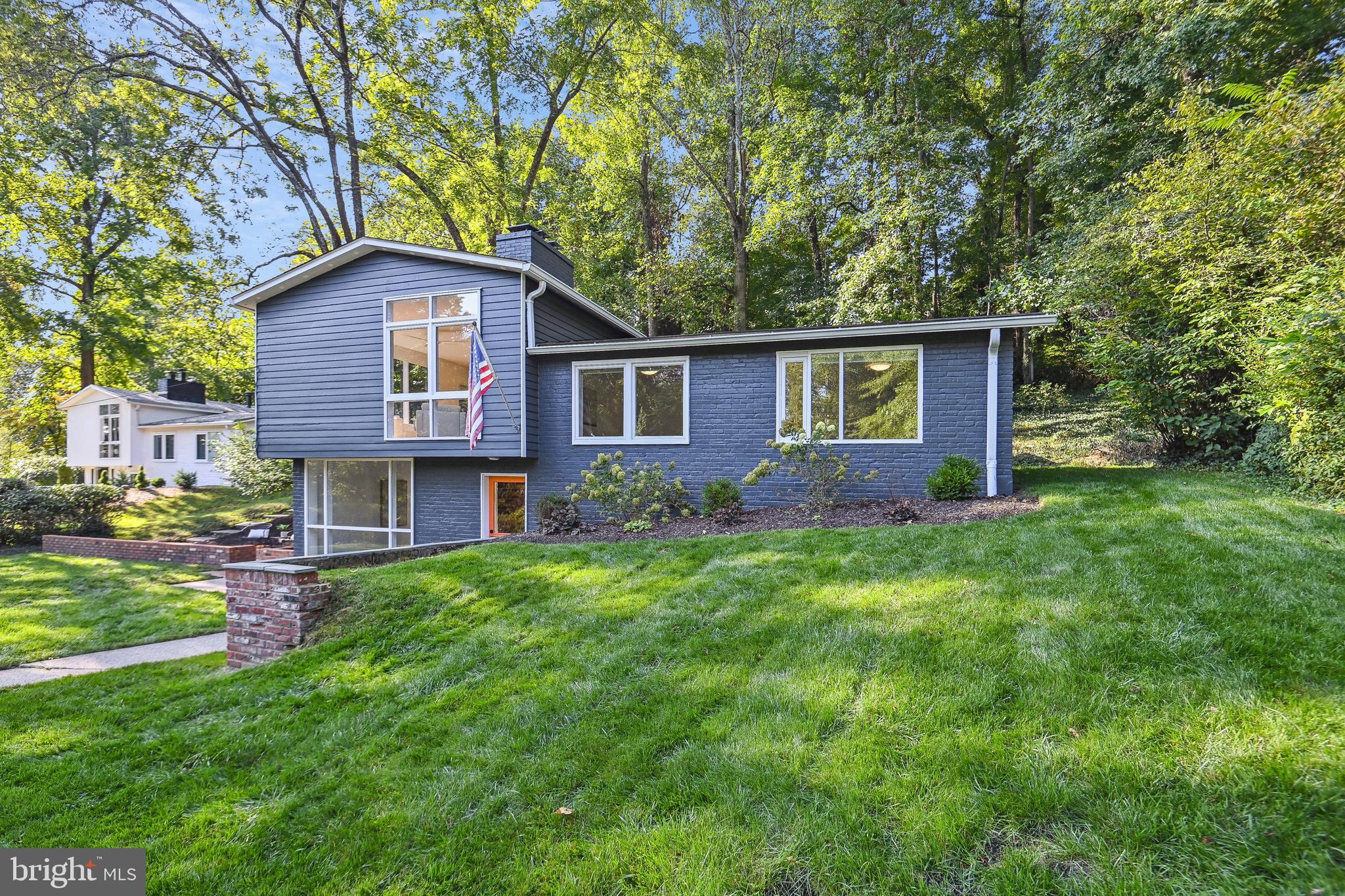 7302 Rippon Road Alexandria, VA 22307 - Photo 6 of 45