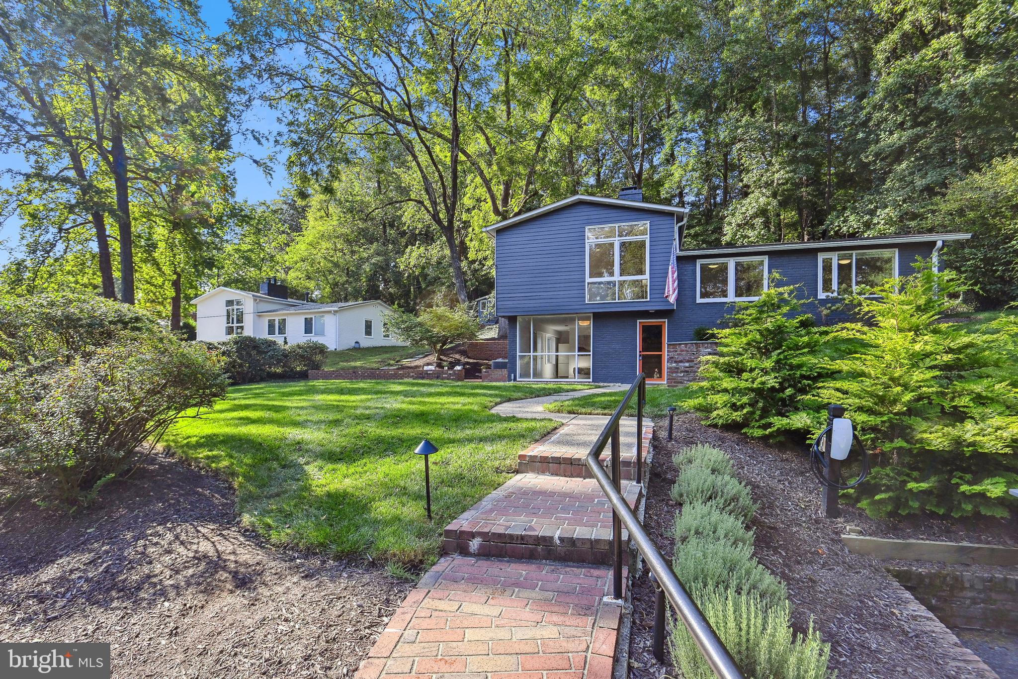 7302 Rippon Road Alexandria, VA 22307 - Photo 9 of 45