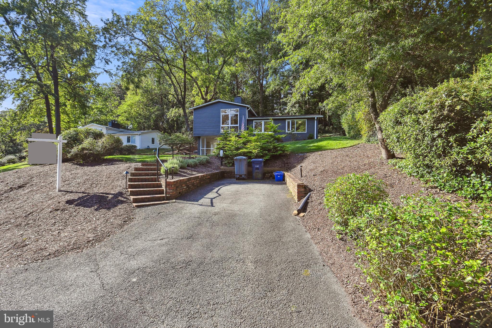 7302 Rippon Road Alexandria, VA 22307 - Photo 10 of 45