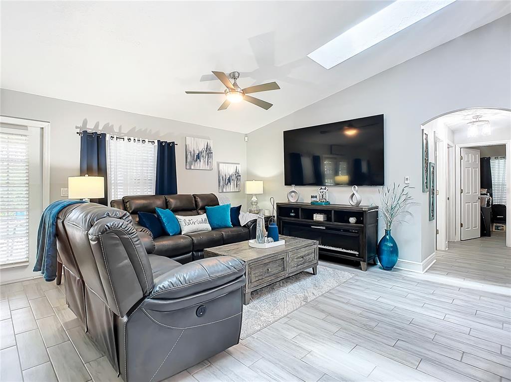 2285 Asbury Road Deltona, FL 32738 - Photo 13 of 56 Living Room