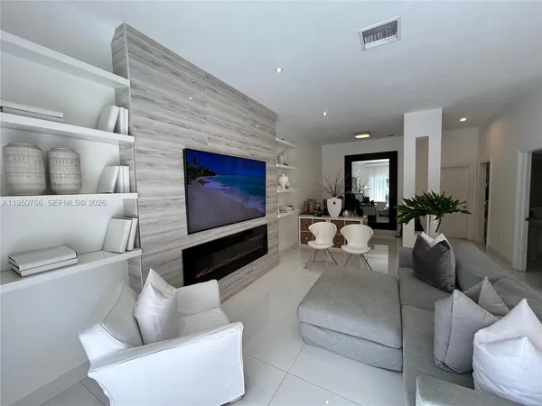 $5,600 | 14146 Southwest 31st Street, Unit 14146, Miramar, FL 33027