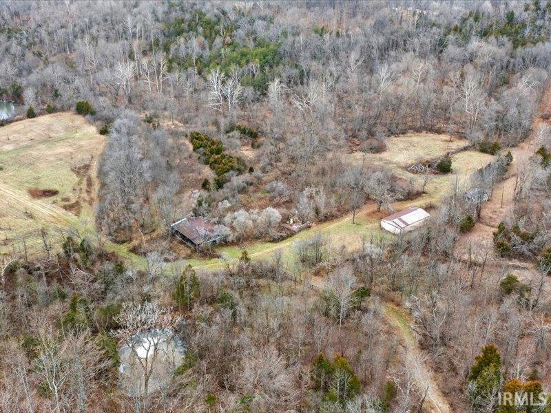 6355 Stogsdill Road Spencer, IN 47460 - Photo 7 of 19