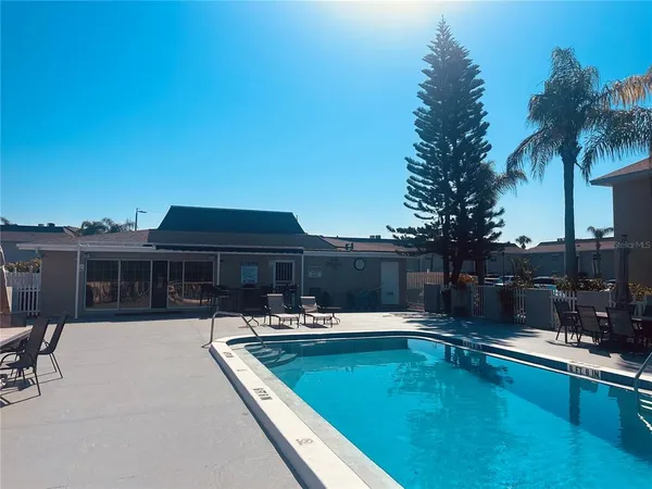 $2,150 | 8828 Bay Pointe Drive, Unit 104, Tampa, FL 33615