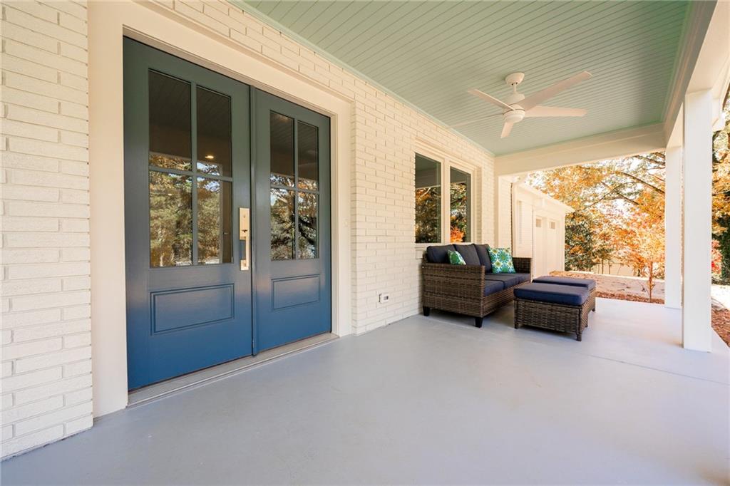 745 Honeysuckle Road Gainesville, GA 30501 - Photo 5 of 32