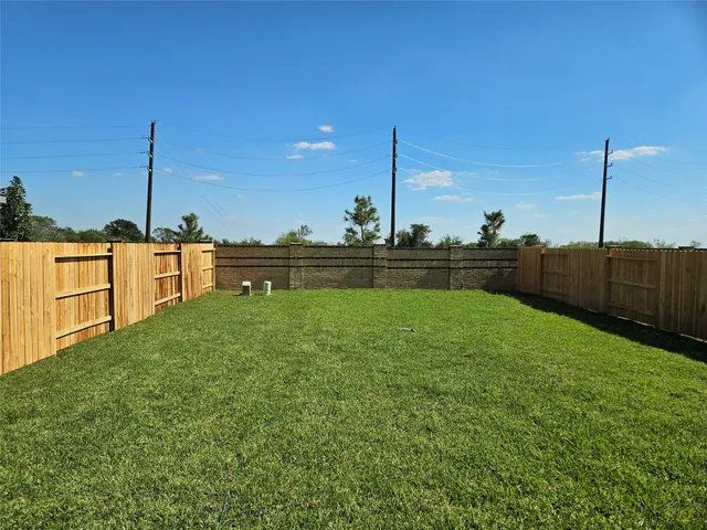 $224,990 | 1627 Golden Iris Drive, Crosby, TX 77532