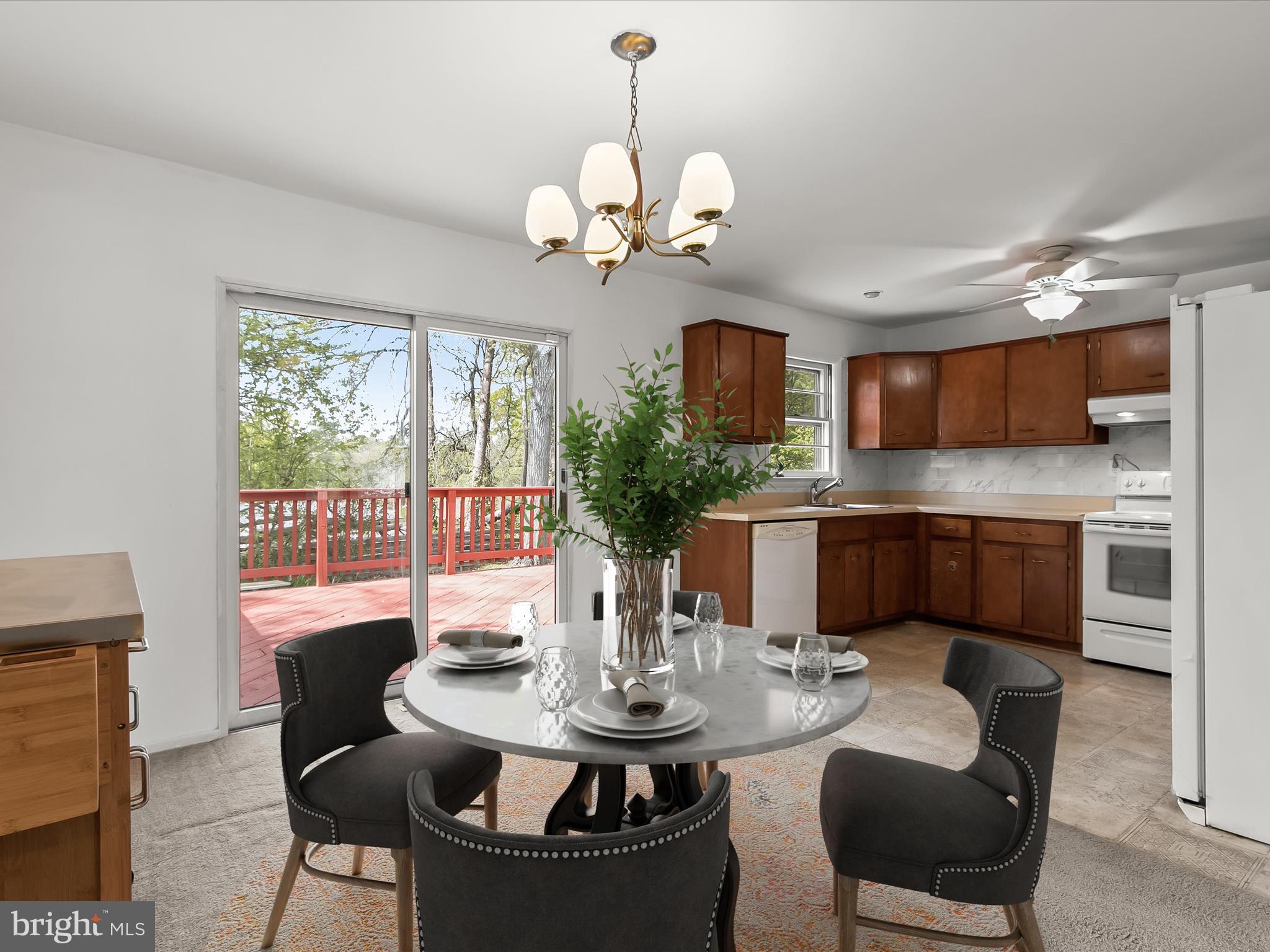 6908 Elbrook Road Hyattsville, MD 20784 - Photo 4 of 39 Dining Room Staged Using Virtual Tools