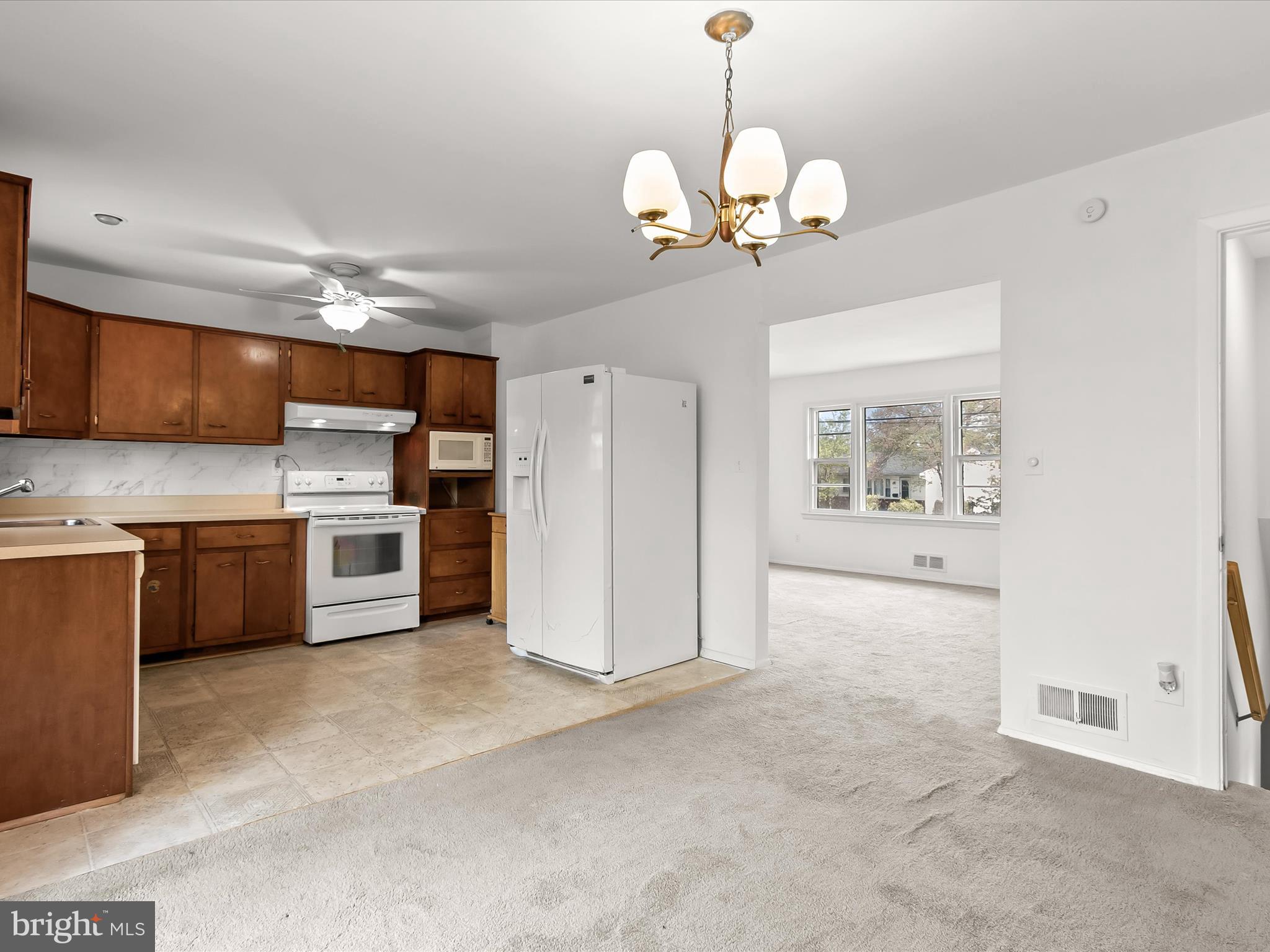 6908 Elbrook Road Hyattsville, MD 20784 - Photo 8 of 39 Dining Room