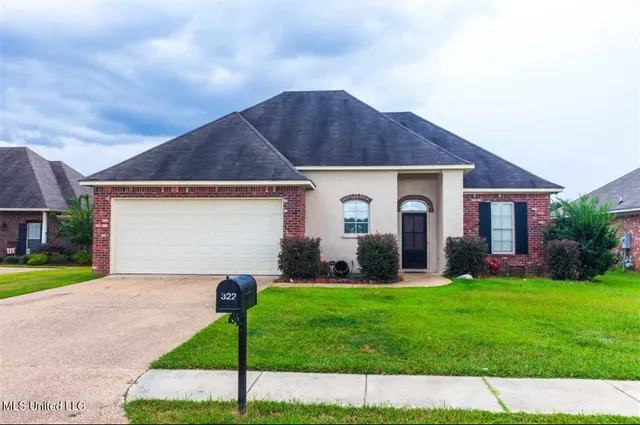 $269,900 | 322 Red Cedar Drive, Brandon, MS 39047
