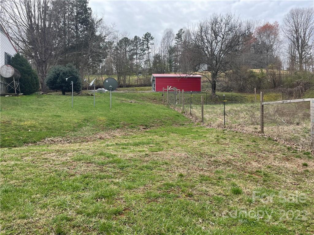 707 Beaver Creek Road Marion, NC 28752 - Photo 13 of 29 Gallery Image 13