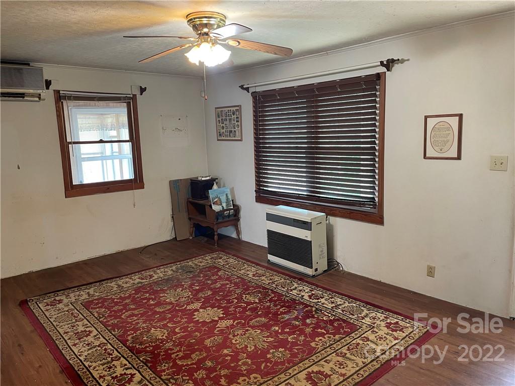 707 Beaver Creek Road Marion, NC 28752 - Photo 17 of 29 Gallery Image 17