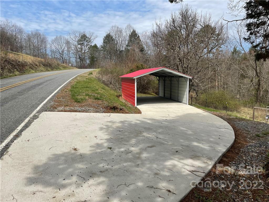 707 Beaver Creek Road Marion, NC 28752 - Photo 6 of 29 Gallery Image 6