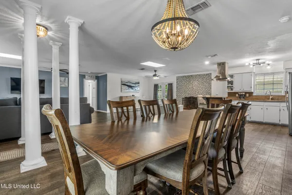 $425,000 | 10 Wenmar Avenue, Pass Christian, MS 39571