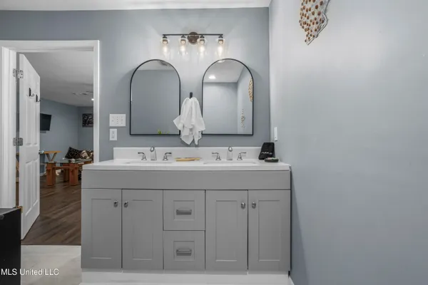 $425,000 | 10 Wenmar Avenue, Pass Christian, MS 39571